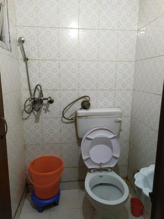 Hotel Yes Please Lodge Νέο Δελχί Εξωτερικό φωτογραφία